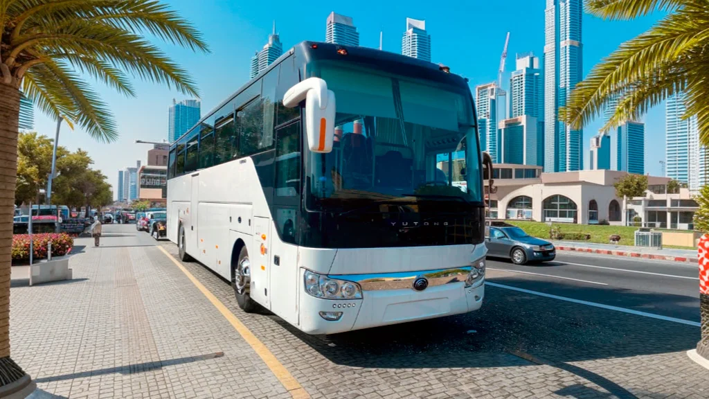 Yutong 6122 bus rental