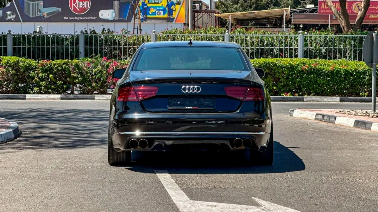  rent Audi A8