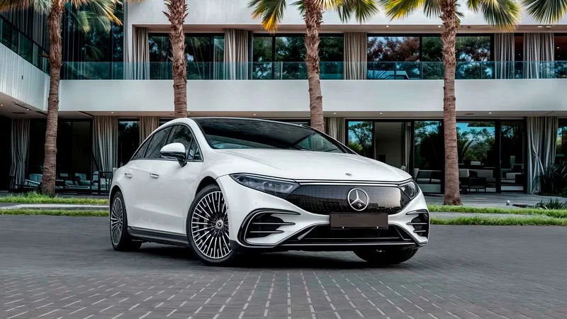  Mercedes EQS car rental