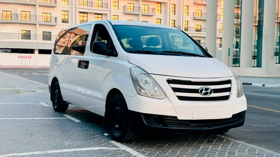 order minivan Hyundai Starex